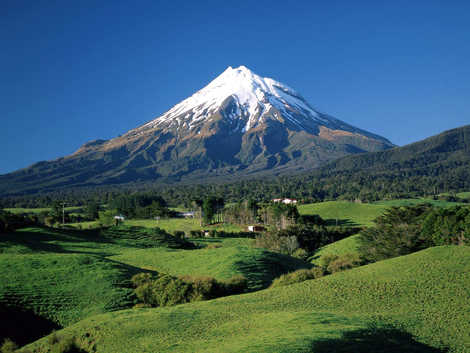 Taranaki mountain - New Zeland